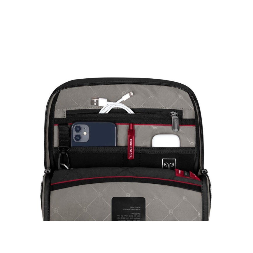 Victorinox - Altmont Modern olkalaukku 6 l musta