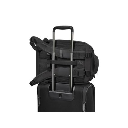 Victorinox - Touring 2.0 15 kannettavalle reppu 17 l musta