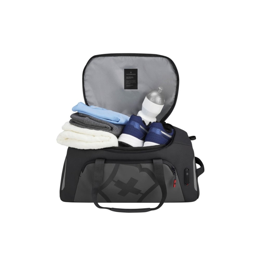 Victorinox - Touring 2.0 urheilulaukku 33 l musta