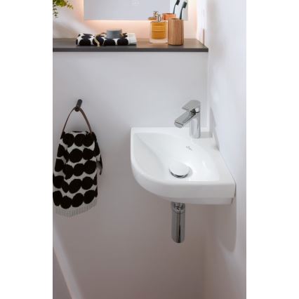 Villeroy & Boch 43714601 - Seinään asennettava nurkkapesuallas SUBWAY 3.0 32x32 cm keramiikka/valkoinen
