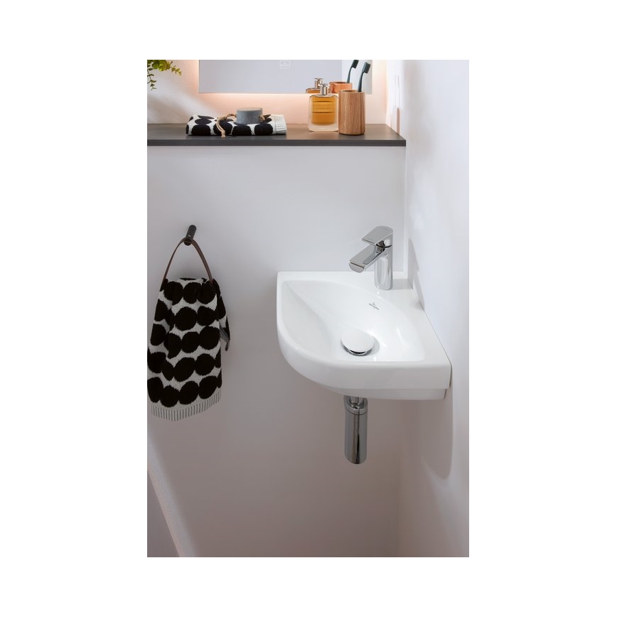 Villeroy & Boch 43714601 - Seinään asennettava nurkkapesuallas SUBWAY 3.0 32x32 cm keramiikka/valkoinen