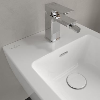 Villeroy & Boch 447000R1 - Seinään kiinnitettävä bidee SUBWAY 3.0 keramiikka/valkoinen