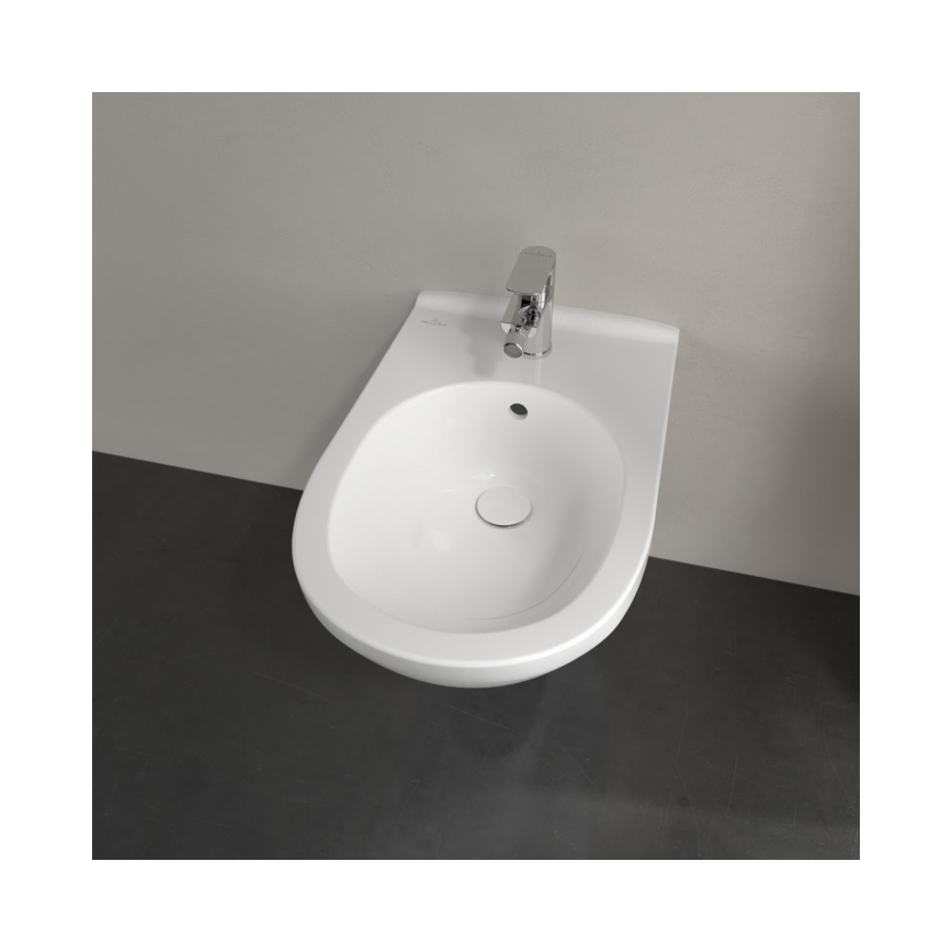 Villeroy & Boch 54600001 - Seinään asennettava bidee O.NOVO keramiikka/valkoinen