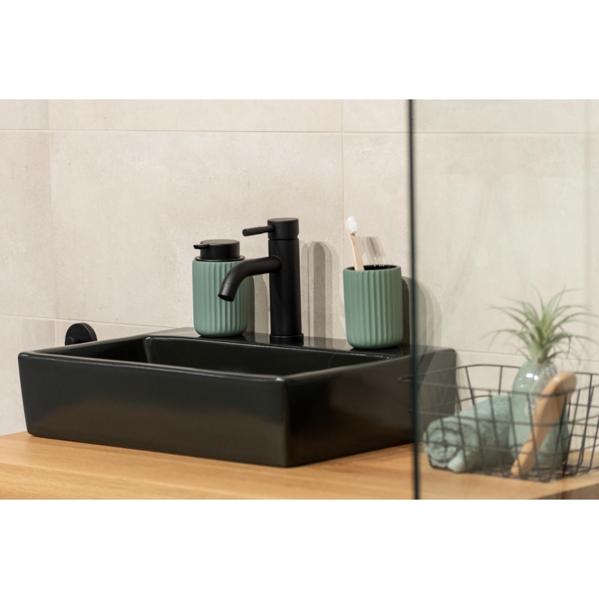 WENKO 24807100 - Saippua-annostelija BELLUNO 8x13,5 cm vihreä/musta