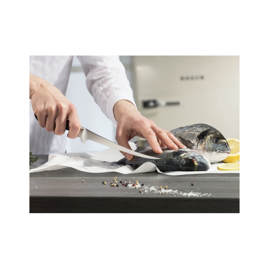 Wüsthof - Keittiöveitsi lihan irrottamiseen luusta CLASSIC 18 cm musta