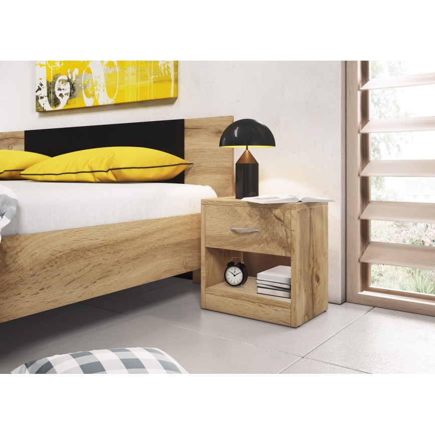 Yöpöytä NED, Wotan-tammi