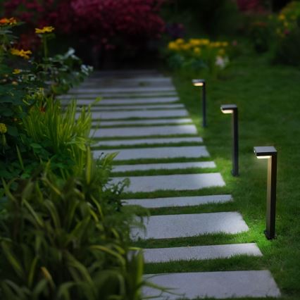 Zuma Line - LED aurinkokäyttöinen lamppu liiketunnistimella ja hämäräkytkimellä LED/4,5W/2000 mAh IP44 musta